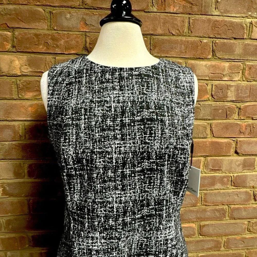 Calvin Klein Women’s Black & White Sleeveless Sheath Dress Sz 14 NEW - Picture 2 of 6